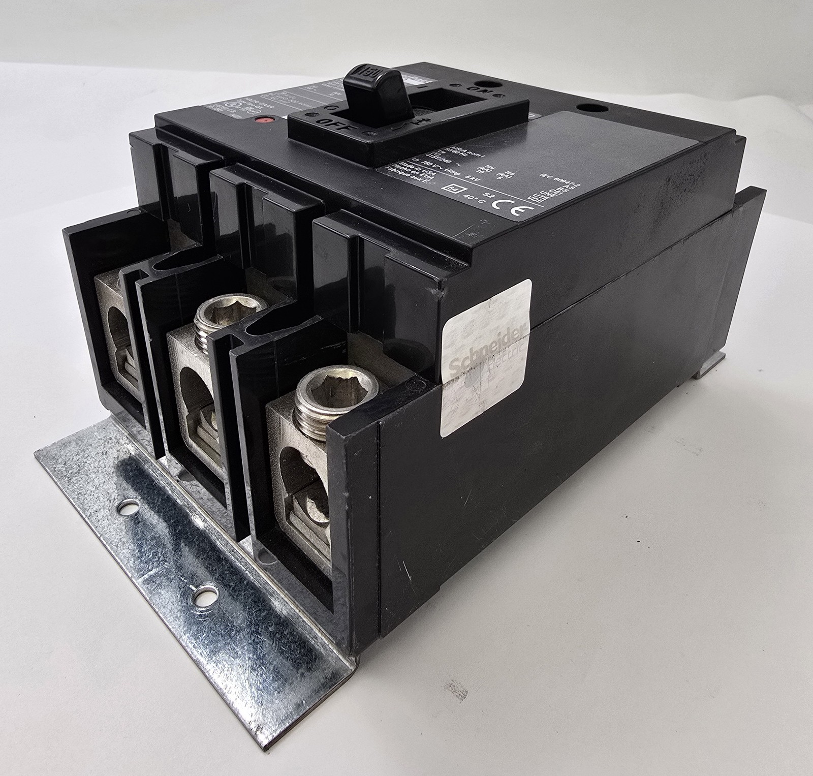 Square D QBL32150 Bolt-On Circuit Breaker 150A 3P 240V 10KA QB150