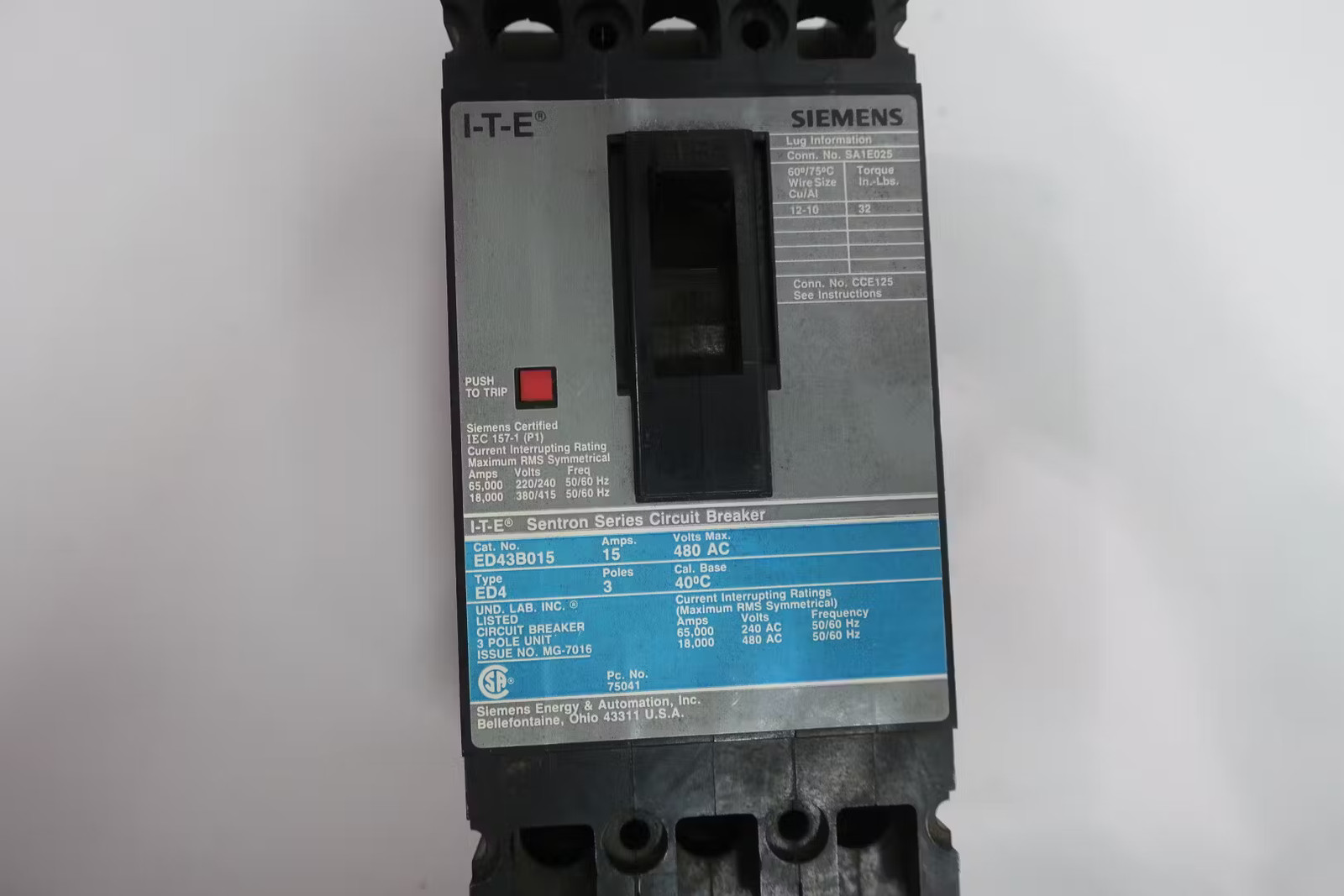 Siemens ED43B015 Circuit Breaker 3p 15a Amp 480v-ac