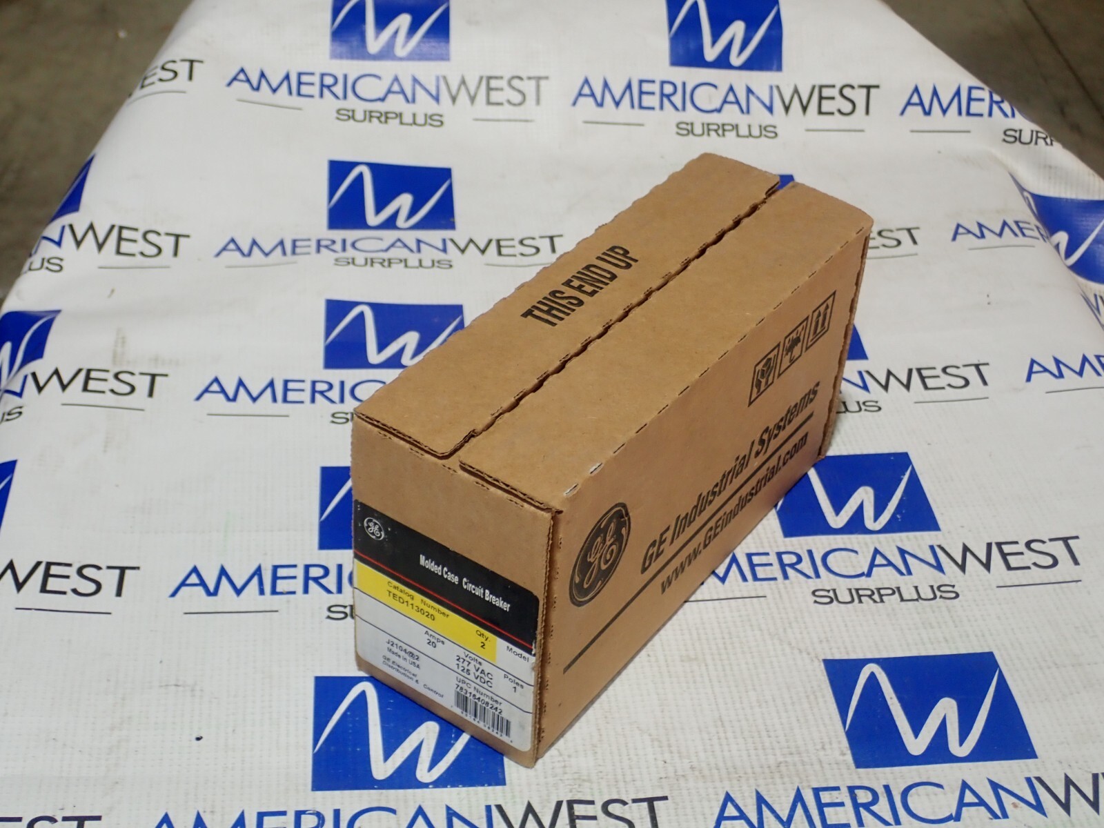 New GE TED113020 1 Pole 20 Amp 277V Circuit Breaker Quantity 2 in box