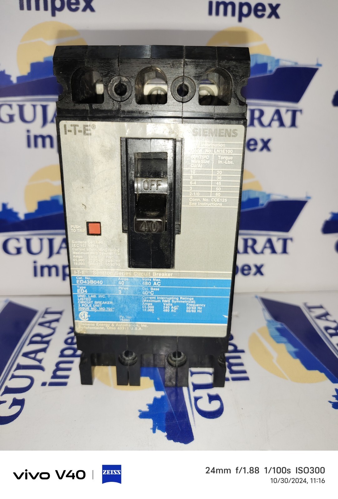 TESTED OK Siemens ED43B040 Circuit Breaker Sentron Series 40A 480v 3 Pole U.S.A