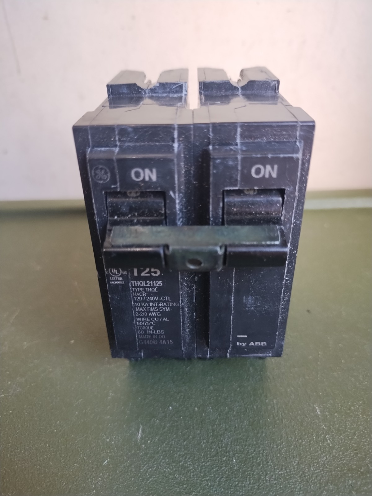 GE General Electric THQL21125 125-Amp 2-Pole 120/240VAC Breaker See Pictures!!!!