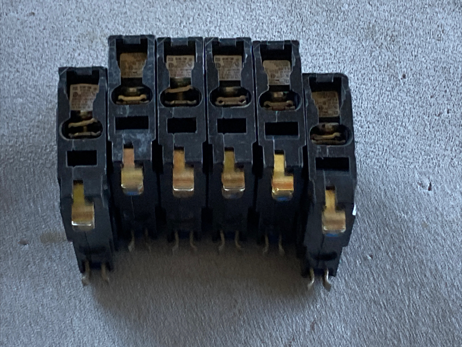 Lot of 2 Square D QO115 15A 1 Pole Circuit Breaker Trip Window Yellow “D”