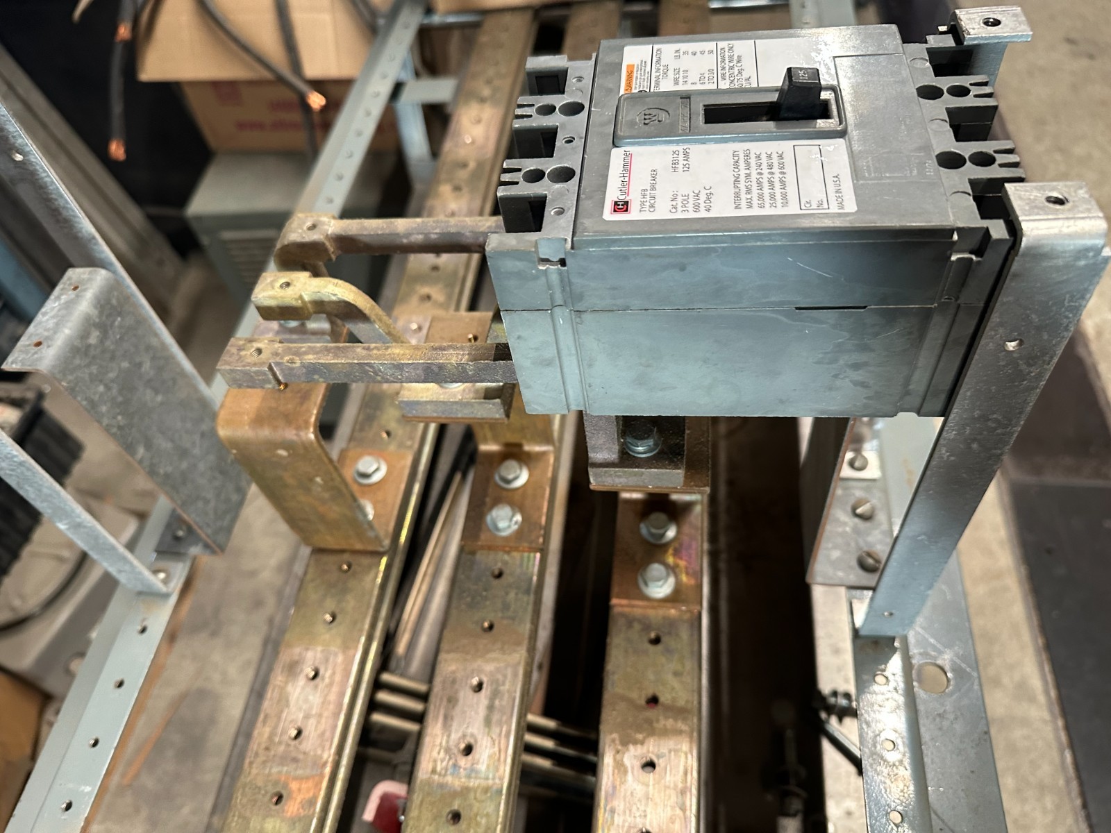 FC20 Unipower ITE Retrofit Hardware Kit with (1) 125A 3P Circuit Breaker