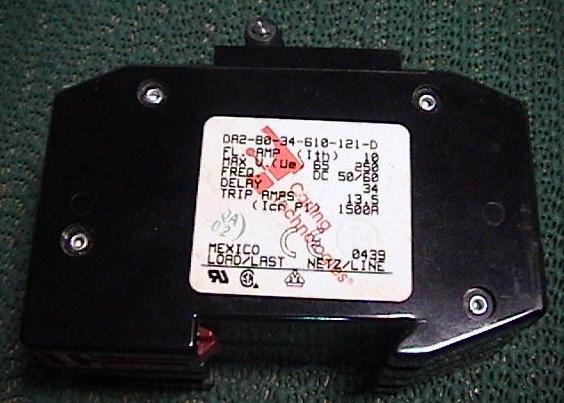 DUAL 10 AMP CARLING DA2-B0-34-630-121-D PANNEL MOUNT CIRCUIT BREAKER NOS NEW