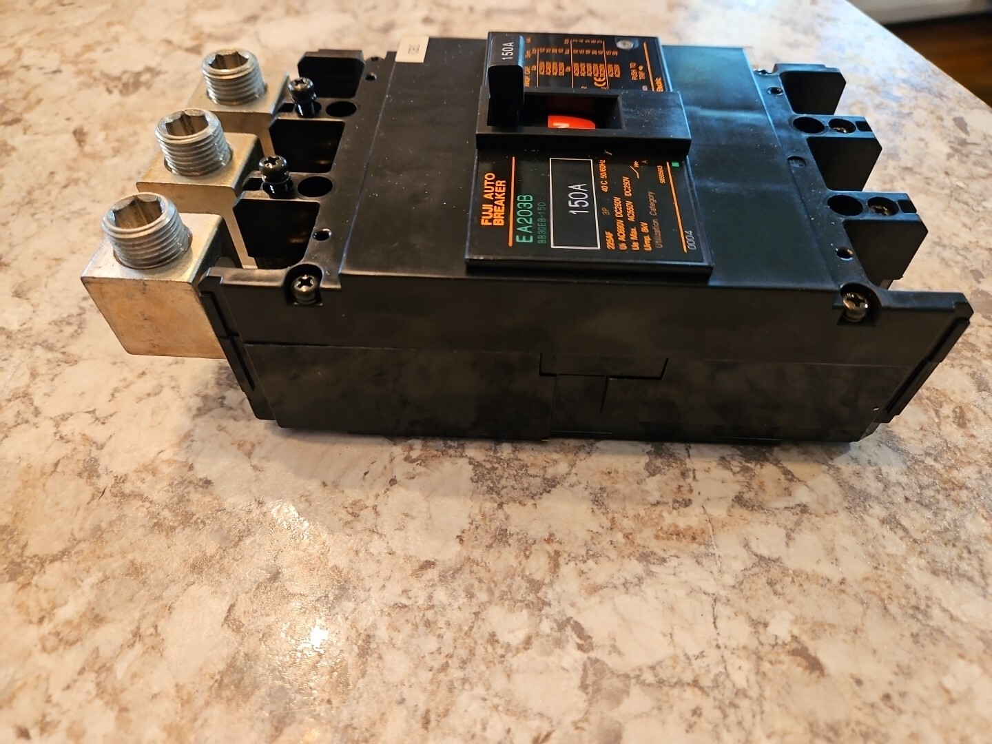 FUJI EA203B BB3GEB-150 150AMP 3POLE CIRCUIT BREAKER