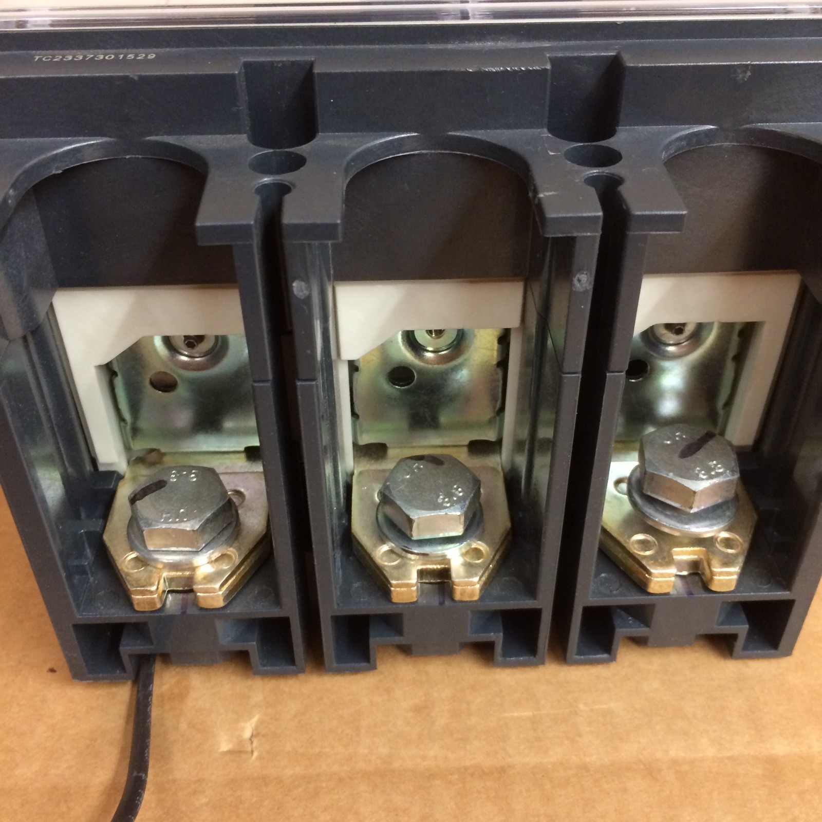 LLF37060D33 SQUARE D/SCHNEIDER ELECTRIC 600A LL1200 POWERPACT CIRCUIT BREAKER 3P