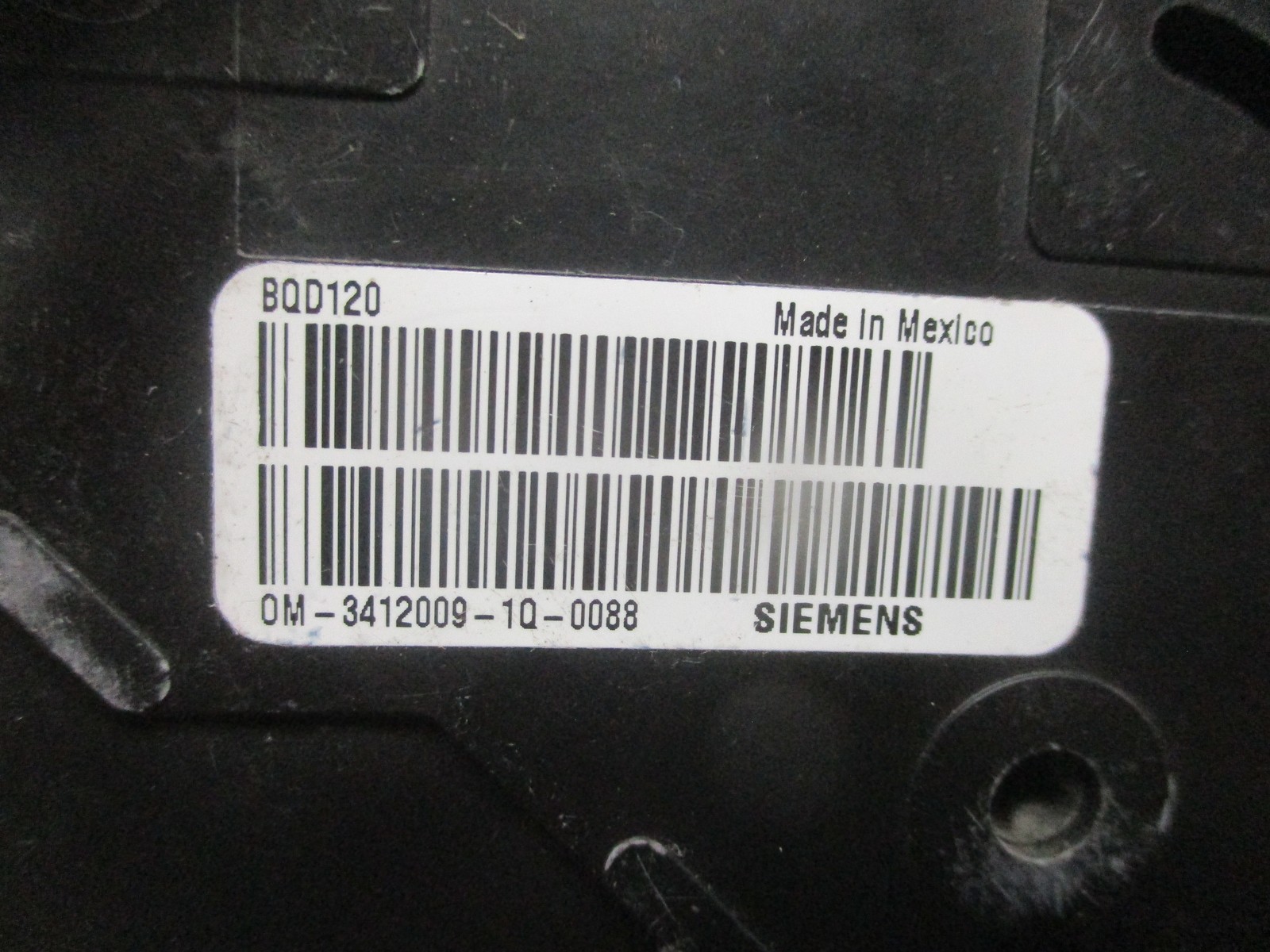 SIEMENS BQD120 BREAKER 1POLE 20AMP LOT OF 2 (AS PICTURED) UNMP
