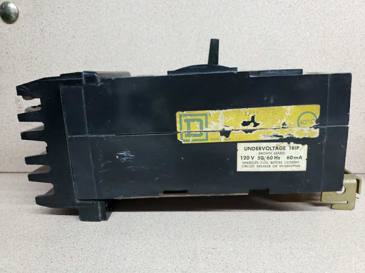 SQUARE D 125 AMP CIRCUIT BREAKER 3 POLE 600 VAC KA36125