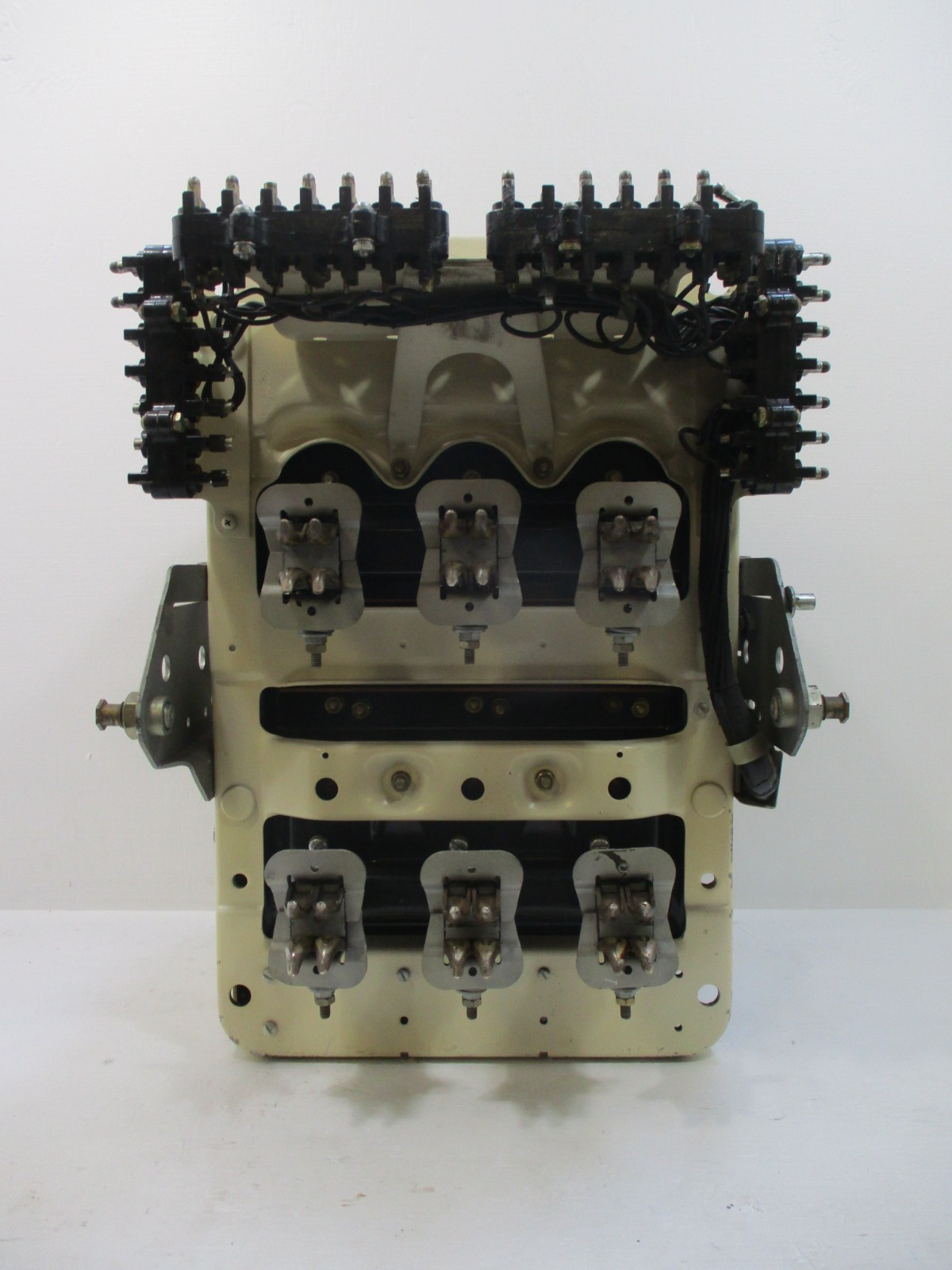 GE AK-2A-25-1 600 Amp Motor Operated Air Breaker 600A 600V LI Versa-Trip Unit