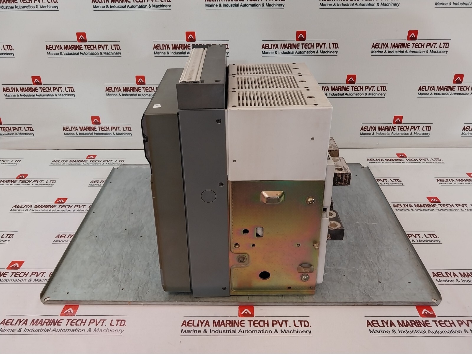 ABB SACE E2N 12 Low Voltage Air Circuit Breaker 15VDC 1250A 690V 55kA X 1s