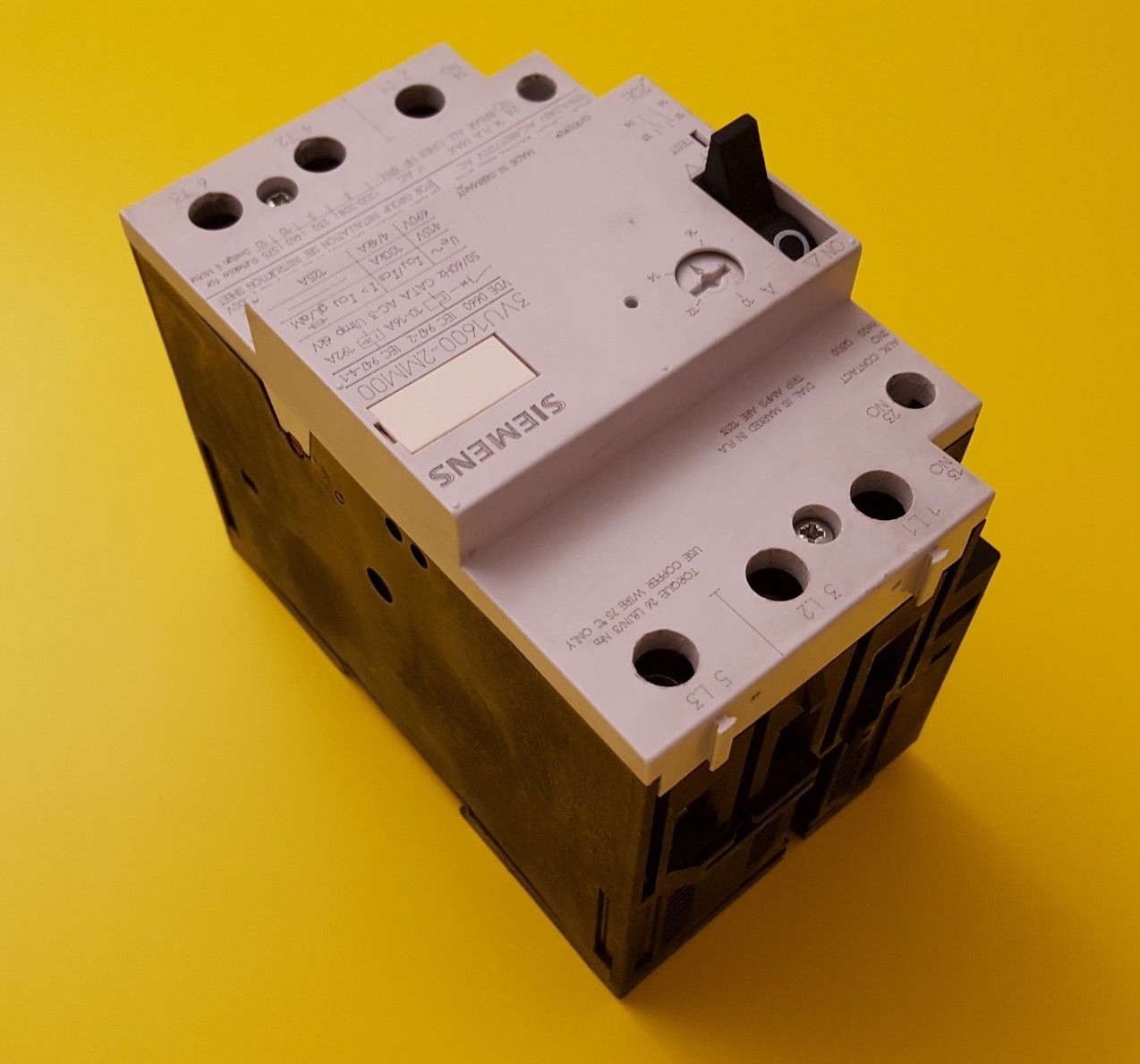 Siemens Circuit Breaker 3VU1600-2MM00 10-16A 3 Pole 600 V Aux. Contacts 2NO
