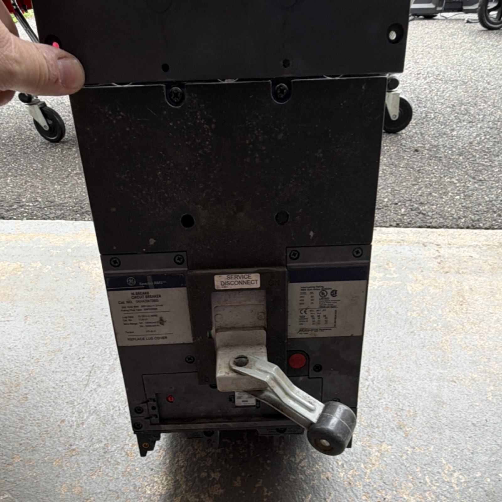 GE Spectra RMS 3-Pole Circuit Breaker 1200A Max 600VAC SKLA36AT1200