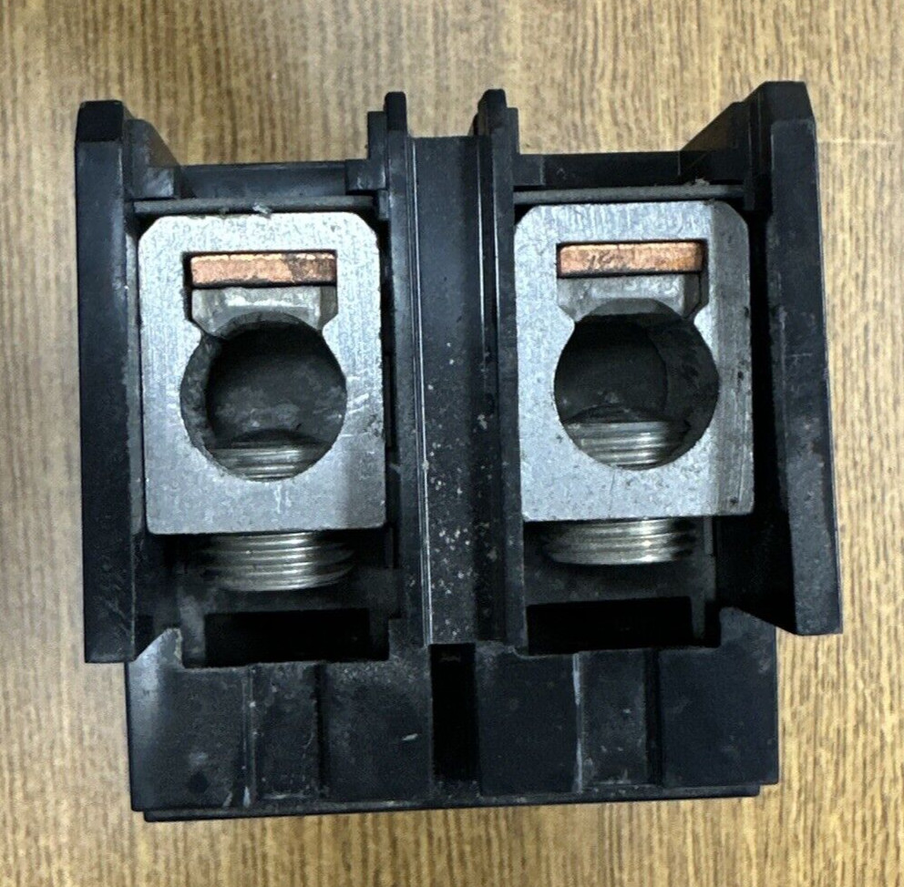 SQUARE D QBL22225 225A 2P 240VAC CIRCUIT BREAKER **USED GUARANTEED**