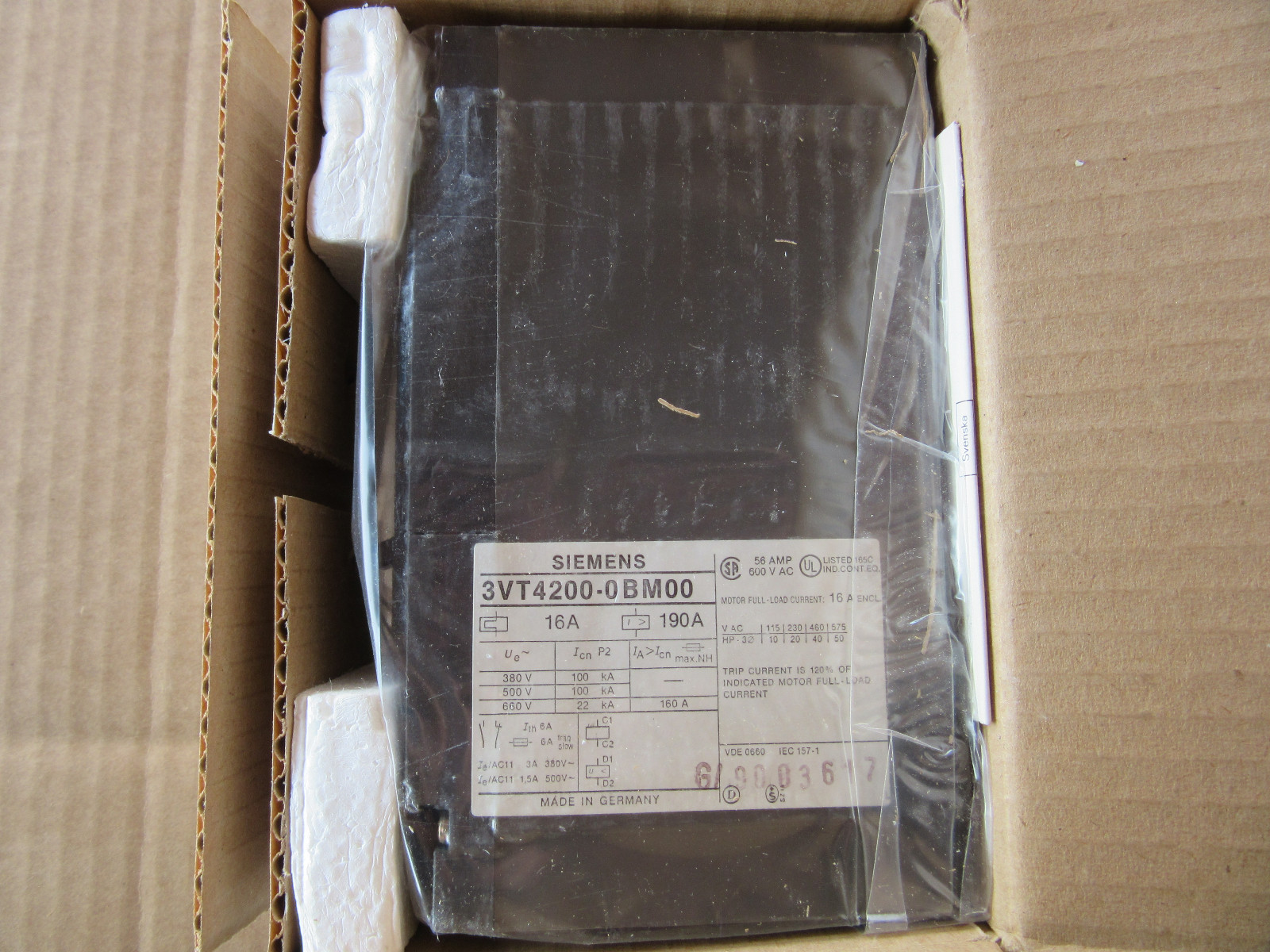 Siemens 3VT4200-0BM00 Circuit Breaker 3 Pole 16 Amps 600V NEW!! in Box Free Ship