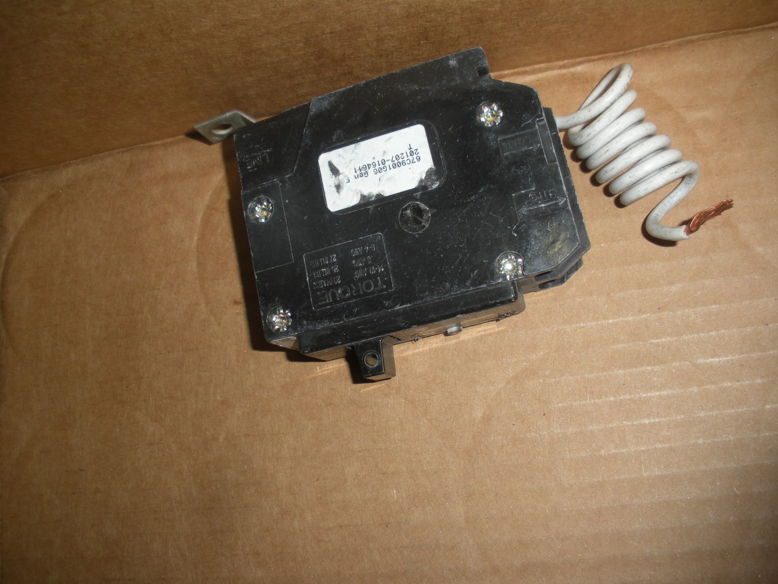 Eaton QB1020CAF 20A arc fault circuit breaker 125vac bolt on