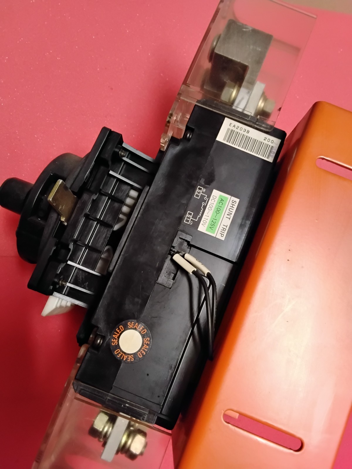 Fuji Electric Auto Circuit Breaker EA203B 200A With Shunt Trip & Rotary Switch