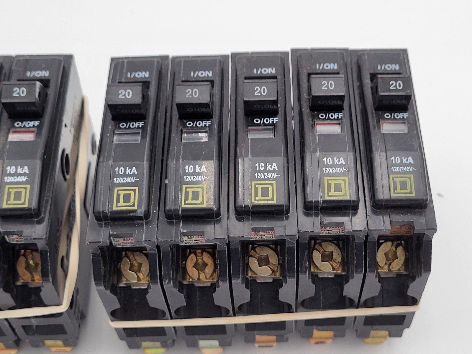 Square D QOB120 20A 1-Pole Bolt On Circuit Breakers Type QOB (Lot of 5) USED