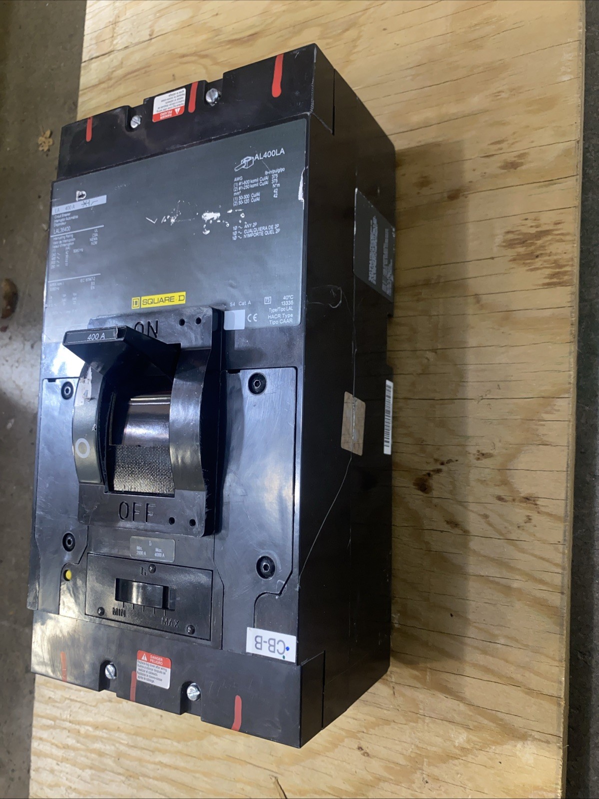 Square D LAL36400 Circuit Breaker – 3 Pole, 400 Amp, 600V