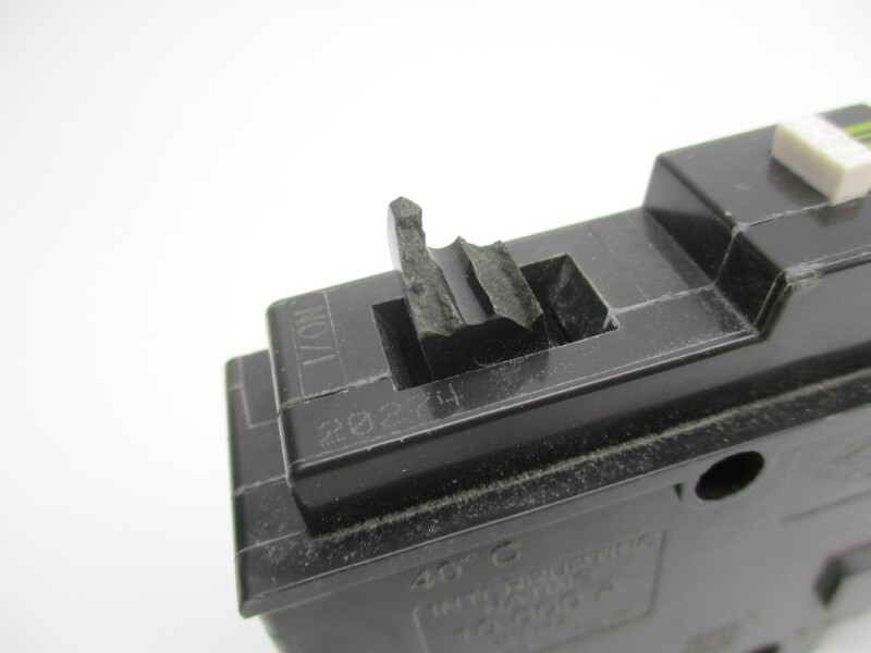 SQUARE D HOM120PCAFI 120V 20A (AS PICTURED1) NSNP