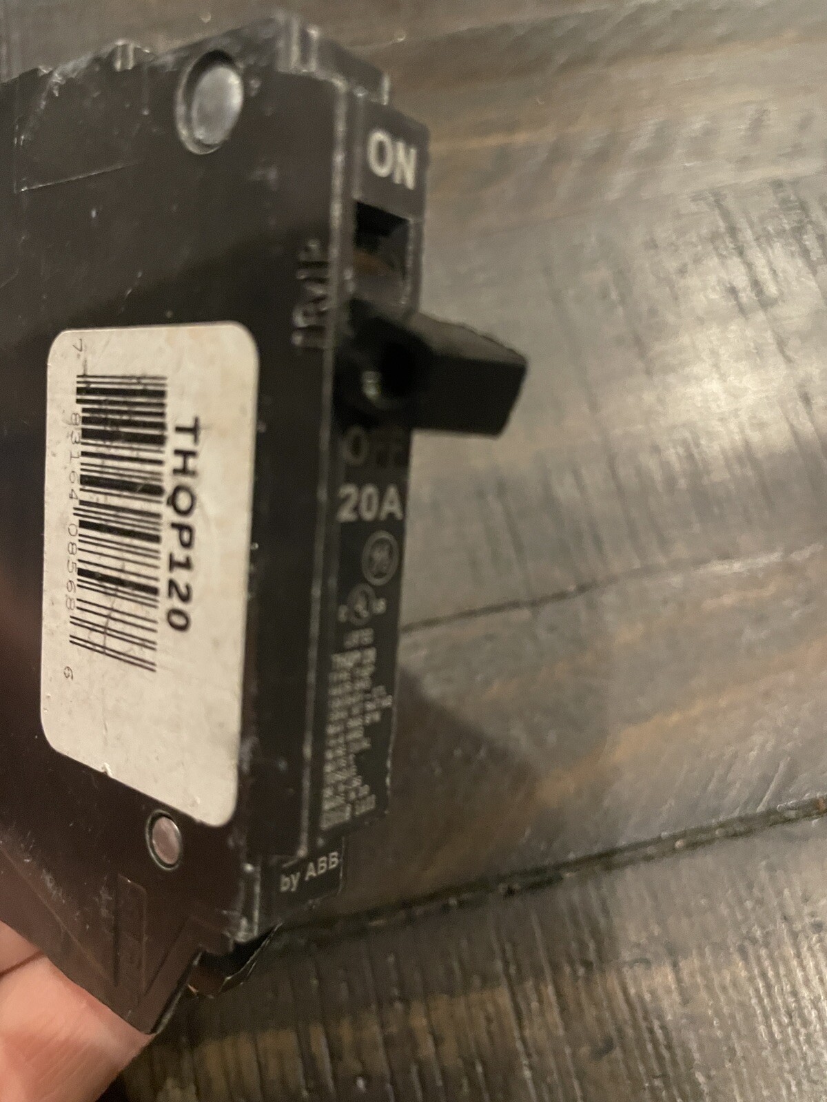 GE Q-Line 20 amps Standard Single Pole Circuit Breaker