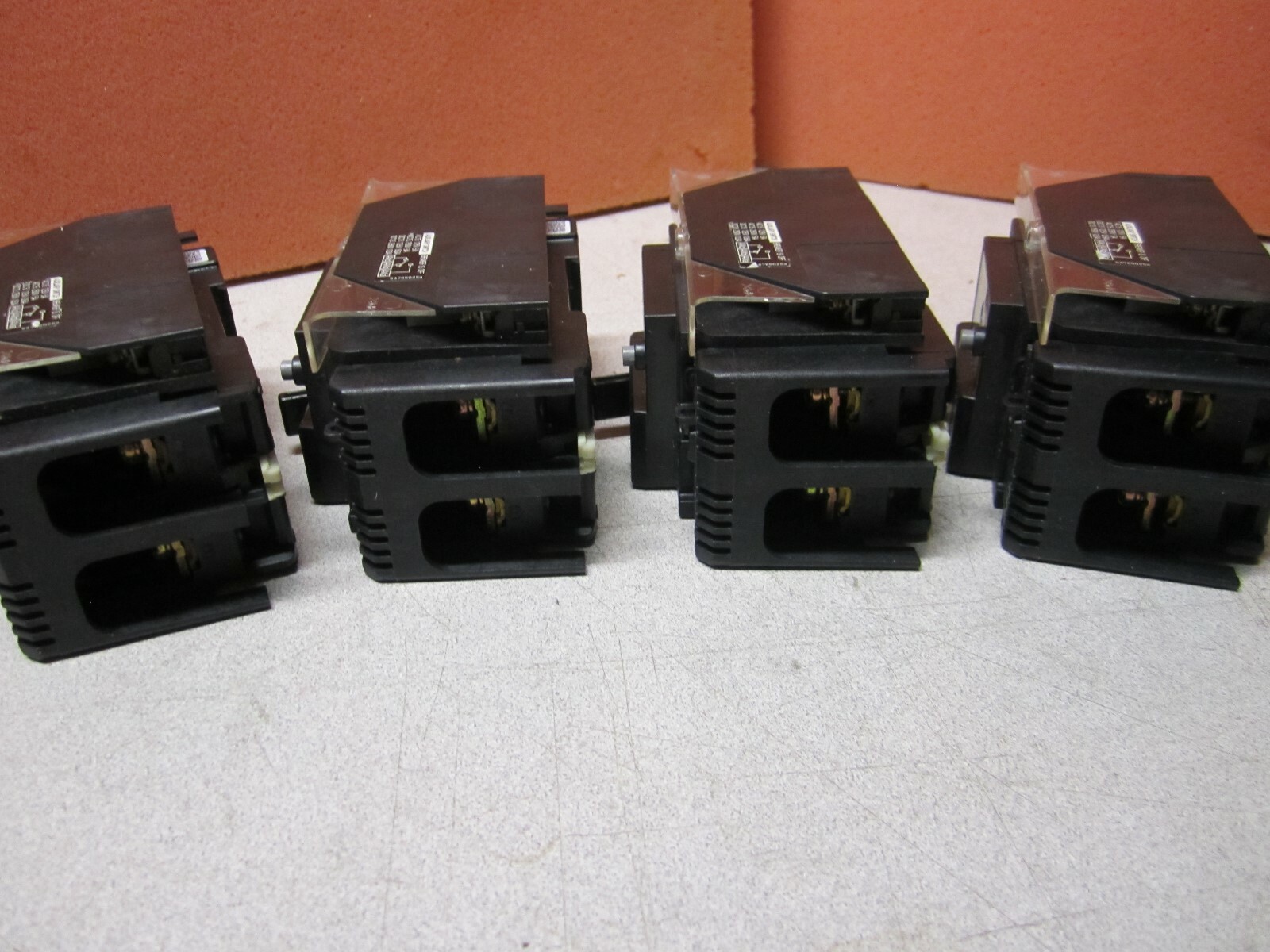 4 New FUJI ELECTRIC FA E.L. CIRCUIT BREAKER EG32AC 5A, made in Japan