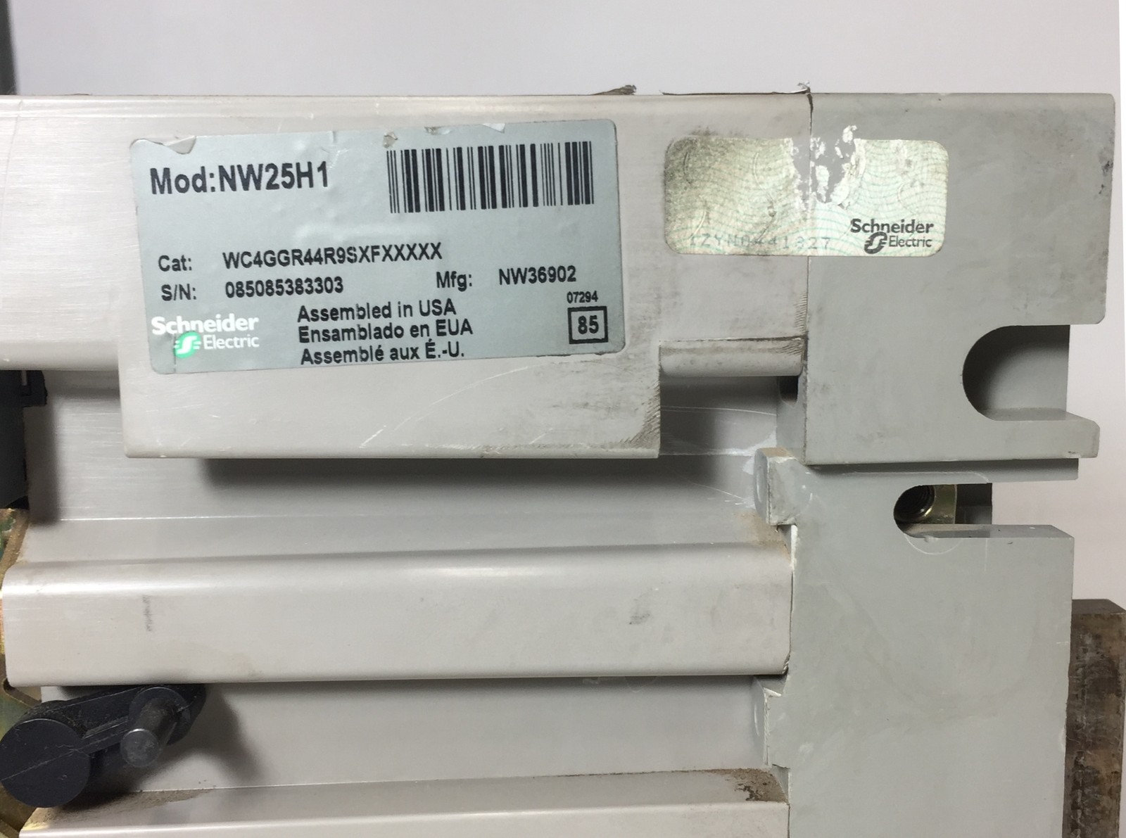 Square D NW25H1 2500A LSIG MasterPact Circuit Breaker w/ 2500 Amp Trip 3P Ground