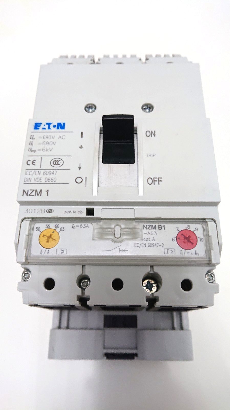 Eaton Moeller NZM 1 63A Circuit Breaker + Busbar Adapter XAD160