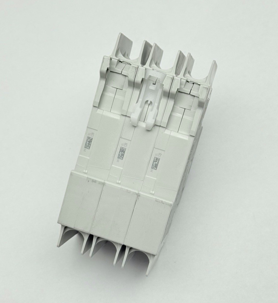 Allen-Bradley 1489-M3D160 Circuit Breaker, 16 Amp, 3 Pole, 480Y/277VAC