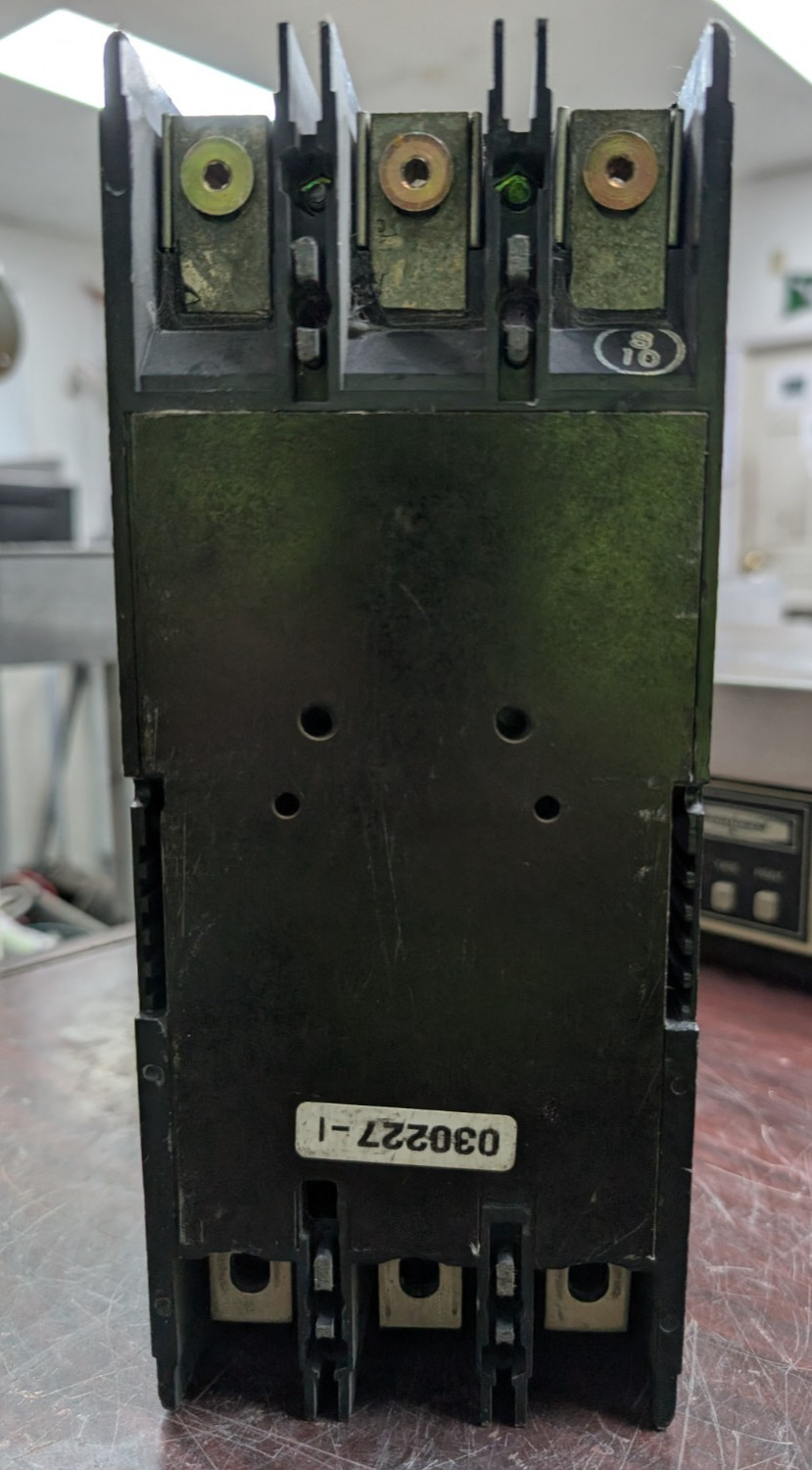 🤪 CUTLER HAMMER 250 AMP CIRCUIT BREAKER 600 VAC 3 POLE JD3250F