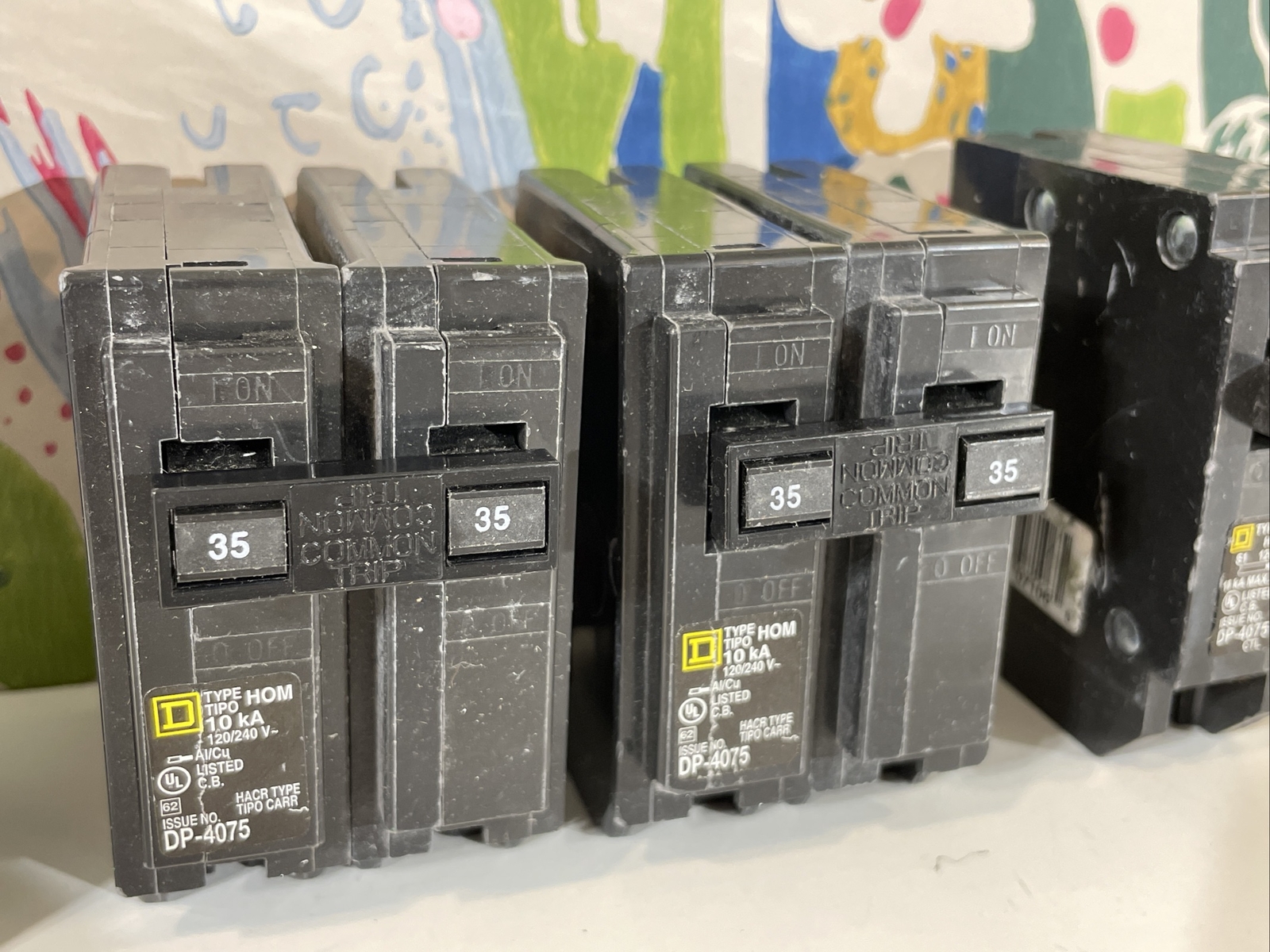 LOT OF 4 Square D Circuit Breakers Homeline 20 Amp GFCI + 30 Amp 2-Pole + 20 Amp