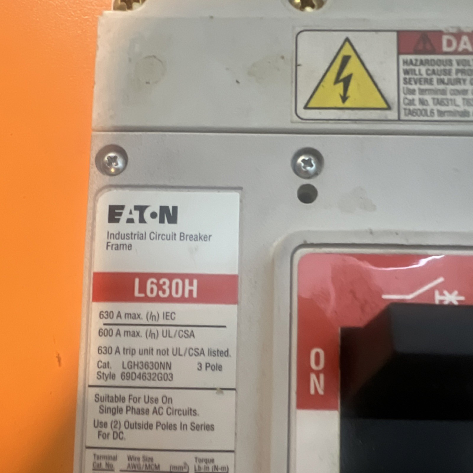 Eaton LGH3630NN 630A 600V 3-Pole Circuit Breaker Frame On/Off Box Lugs