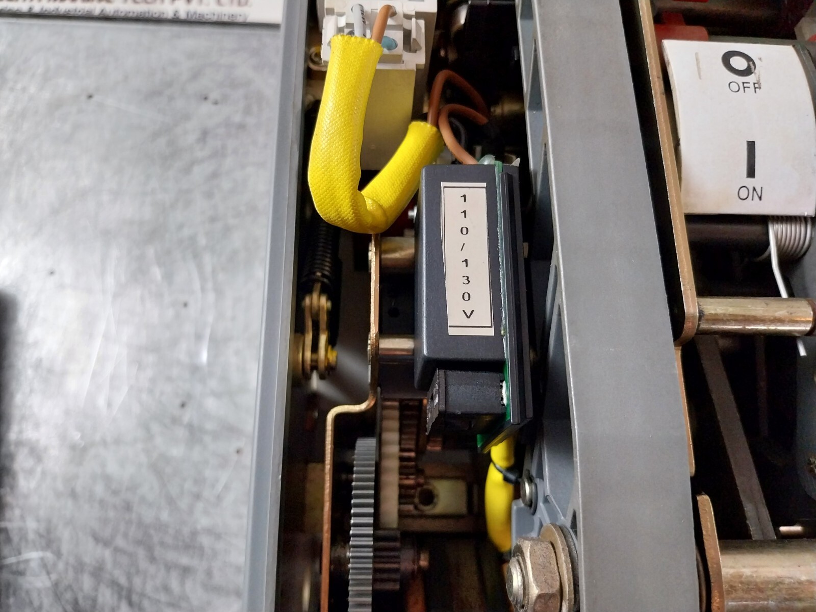 ABB SACE E2N 12 Circuit Breaker 1250A 690V 55KA X 1S 50-60 Hz