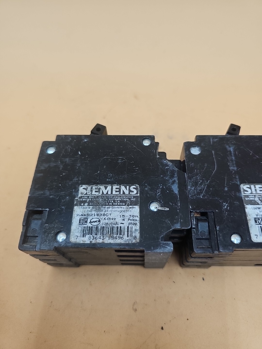 LOT OF 2 Siemens ITE Tandem Circuit Breakers Q21530CT, Q22050CT. *chips*