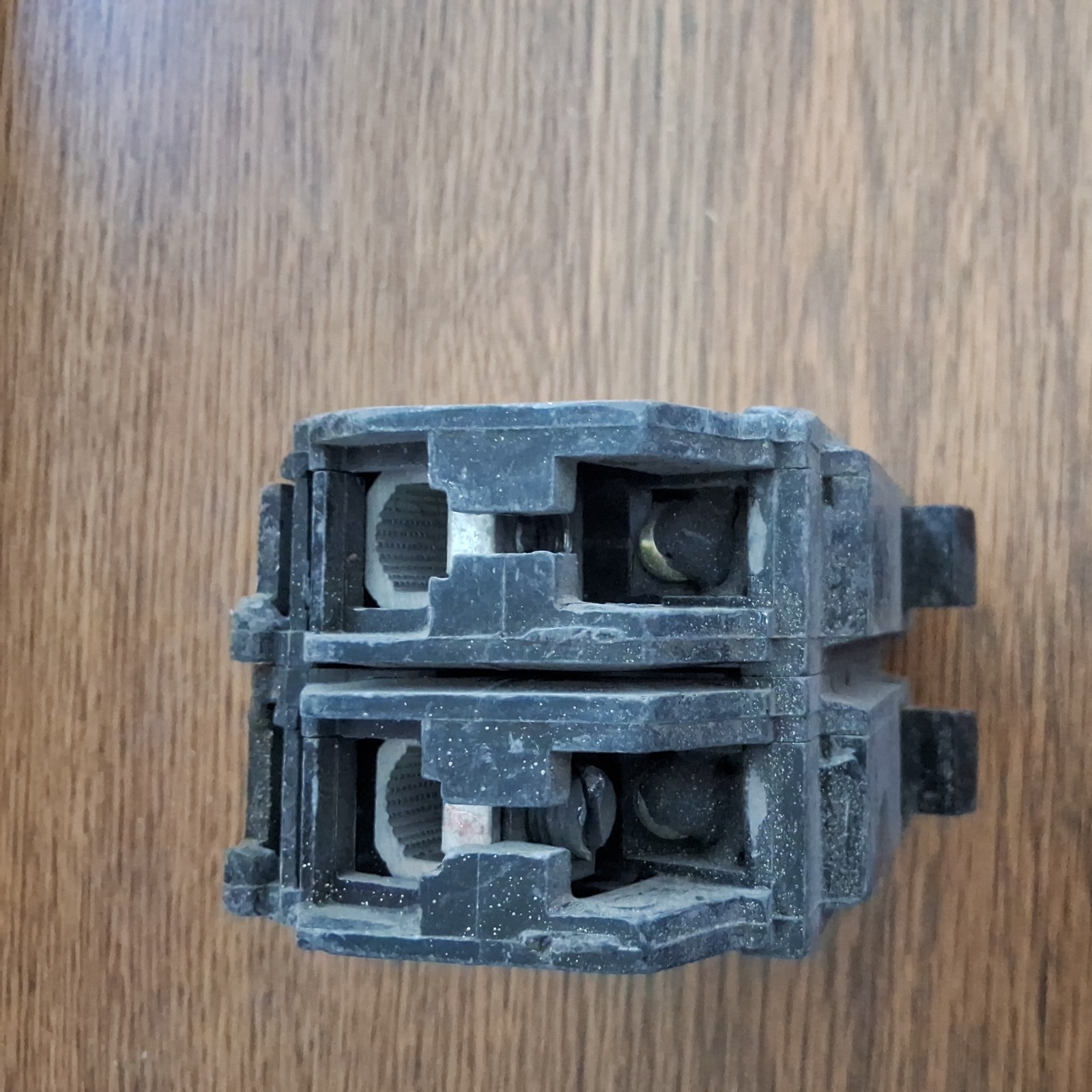 GE Circuit Breaker THQL2190 90 Amp 2 Pole 120/240v 10 kA USED