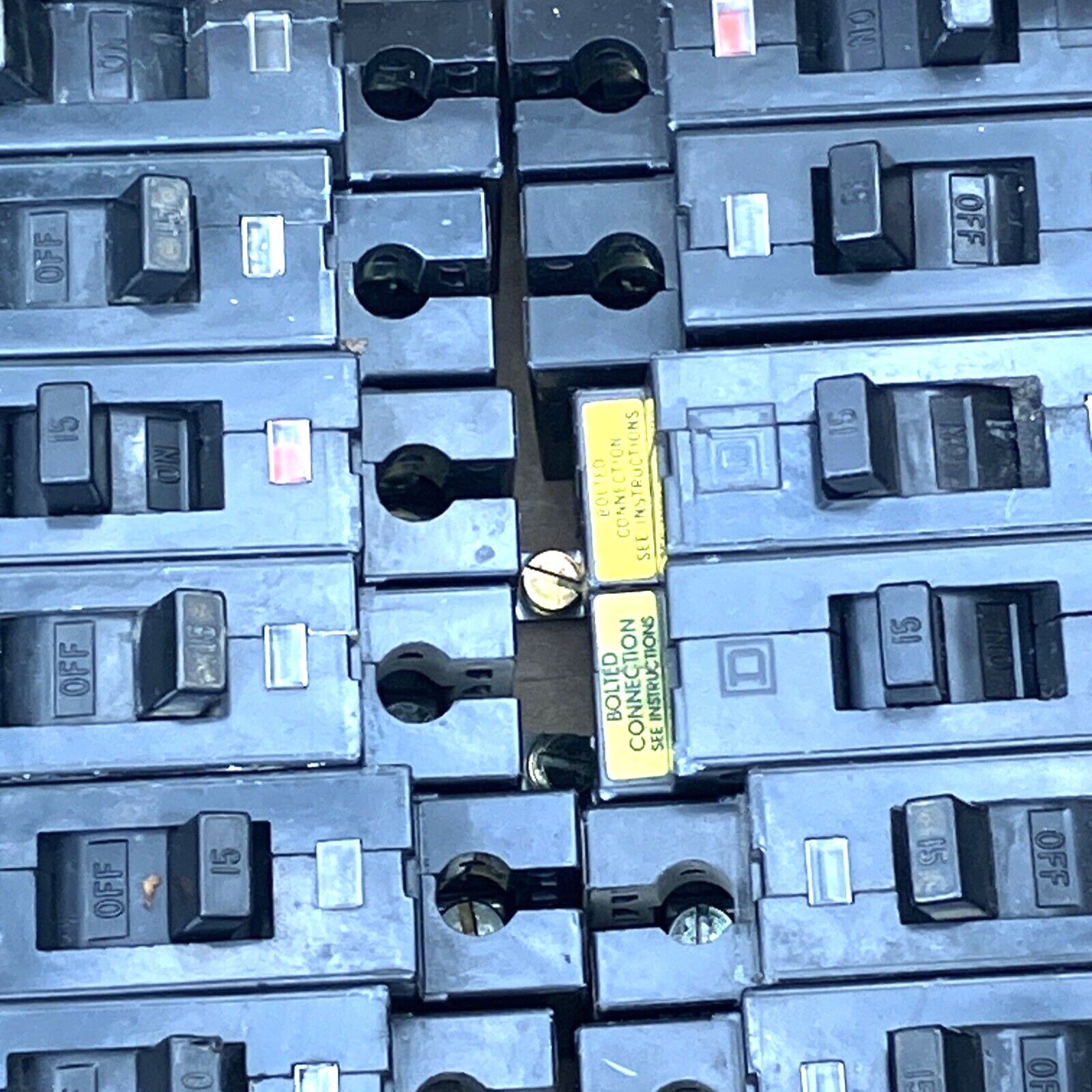 Square D EHB14015 15A Circuit Breaker 14kA @ 277 VAC Type EHB4 1 Pole 15 Amp