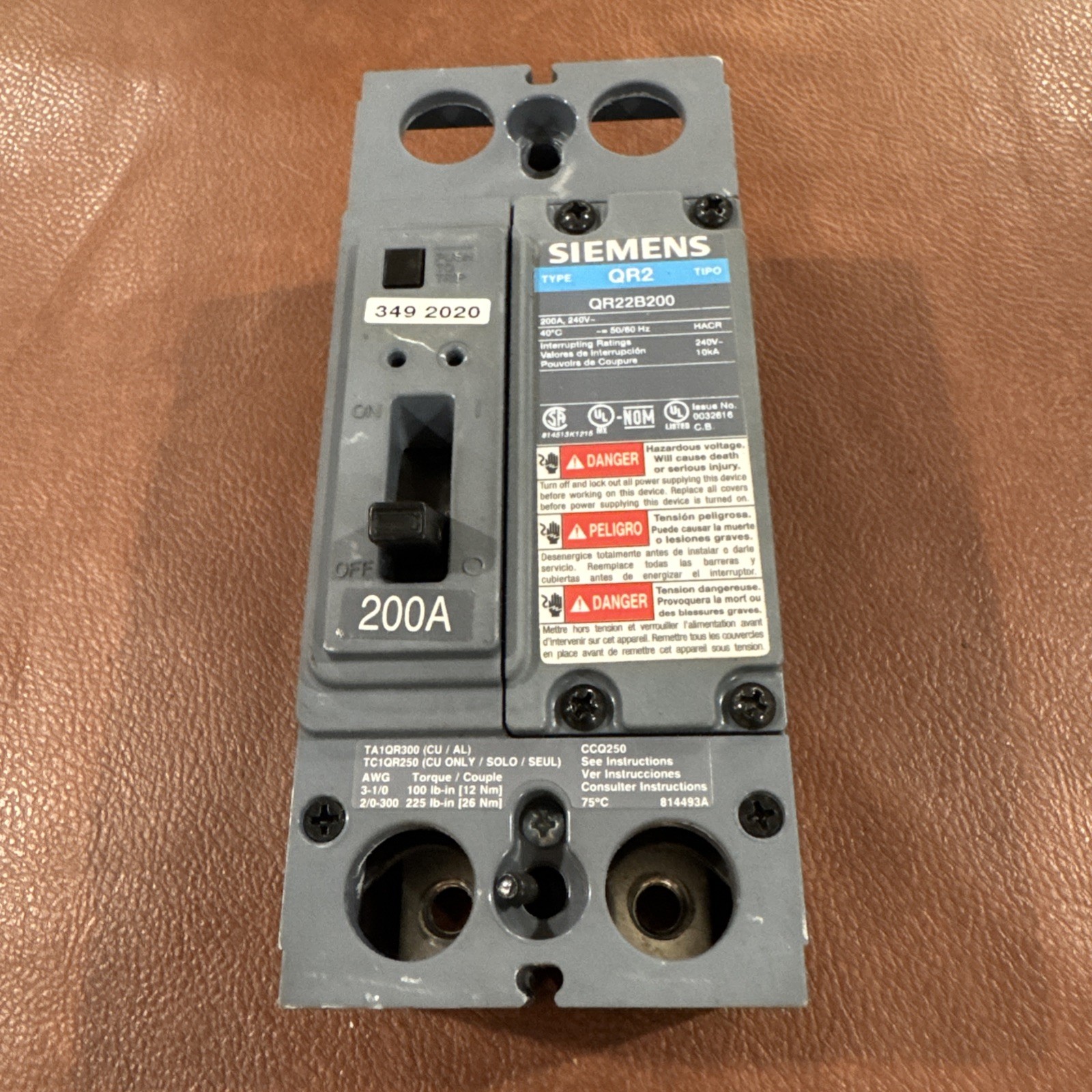 Siemens QR22B200 200A 2P 240V QR2 200 Amp 2 Pole Circuit Breaker G2C 2P 200A