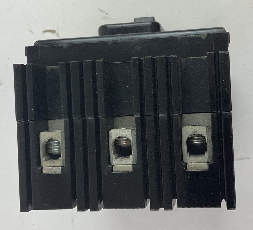 FEDERAL PACIFIC NE234090 CIRCUIT BREAKER 3POLE 90A 240VAC 125/250VDC