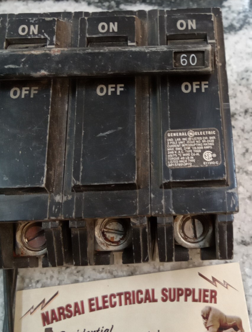 GE/THQB32060/60A/3P/240V/THQB/BOLT ON/GROVE/W/TQSTA1/SHUNT TRIP/BREAKER/USE(19D2