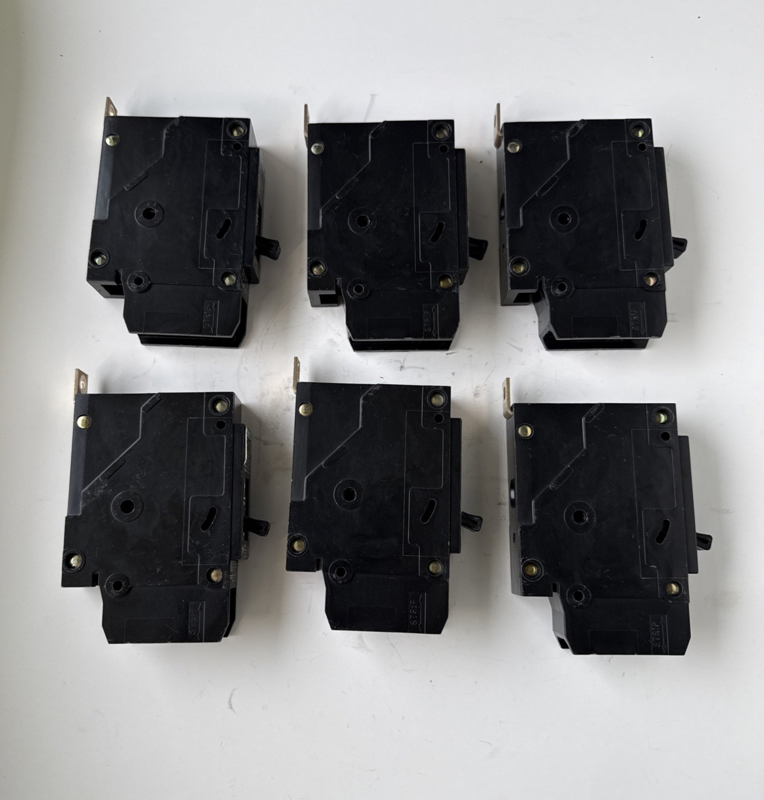 Lot of 6 Siemens BQD120 1-Pole 20A 277/480V Bolt-On Circuit Breakers 14kA