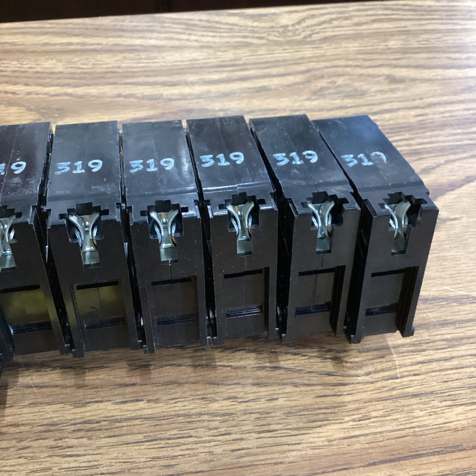 Lot Of 10 Challenger C120 1 Pole 20 Amp Type C Circuit Breaker Tested Used 🔴