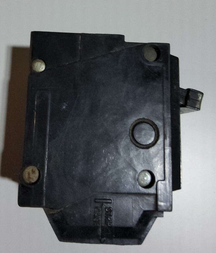 GE THQL21125 120/240AC 125A Double-Pole Circuit Breaker