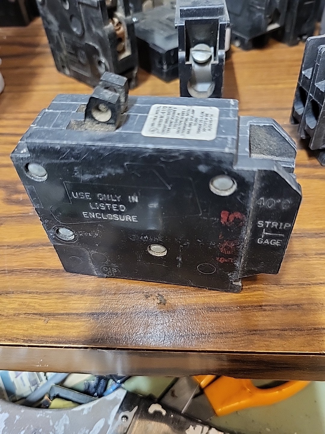 Square D HOMT2020 Homeline 20 amp Twin 1 Pole Tandem Circuit Breaker