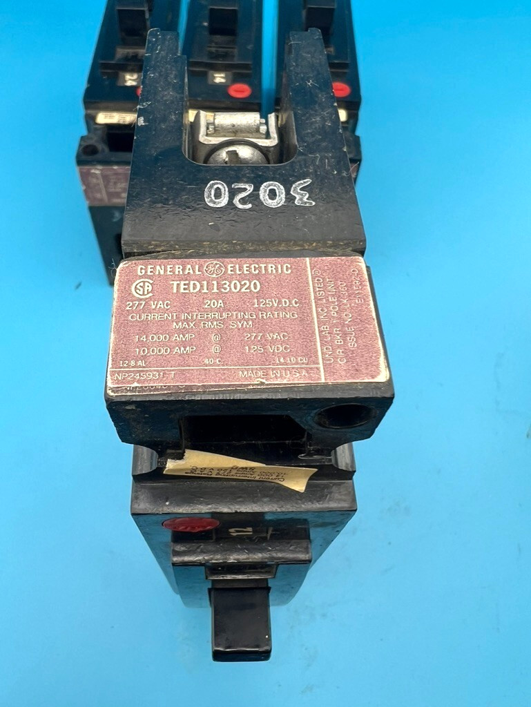 GE TED113020 20 Amp 1 Pole Circuit Breaker General Electric 20A 277V (Lot Of 4)
