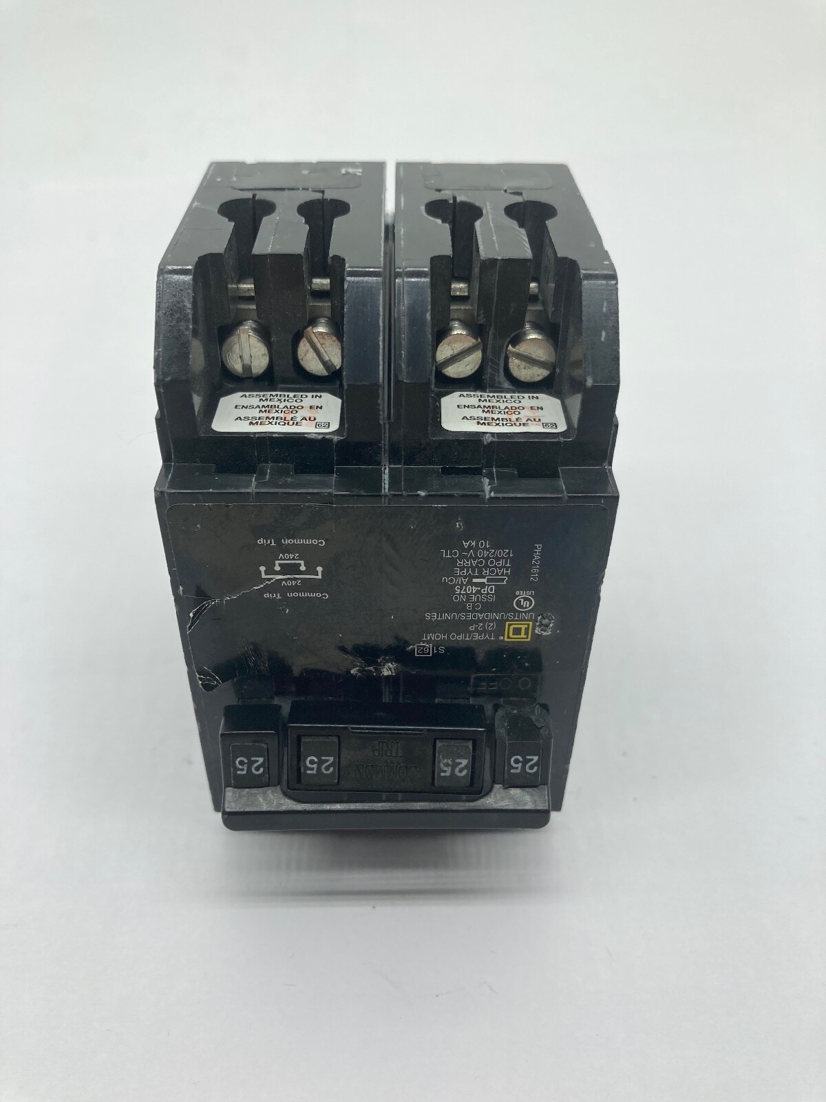 HOMT225225 Homeline Quad Two 2 Pole 25 Amp 120 240V HOMT Plug In Breaker CHIPPED