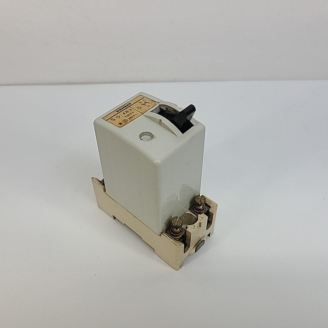Siemens SG 4A 250VDC 380VAC Circuit Breaker