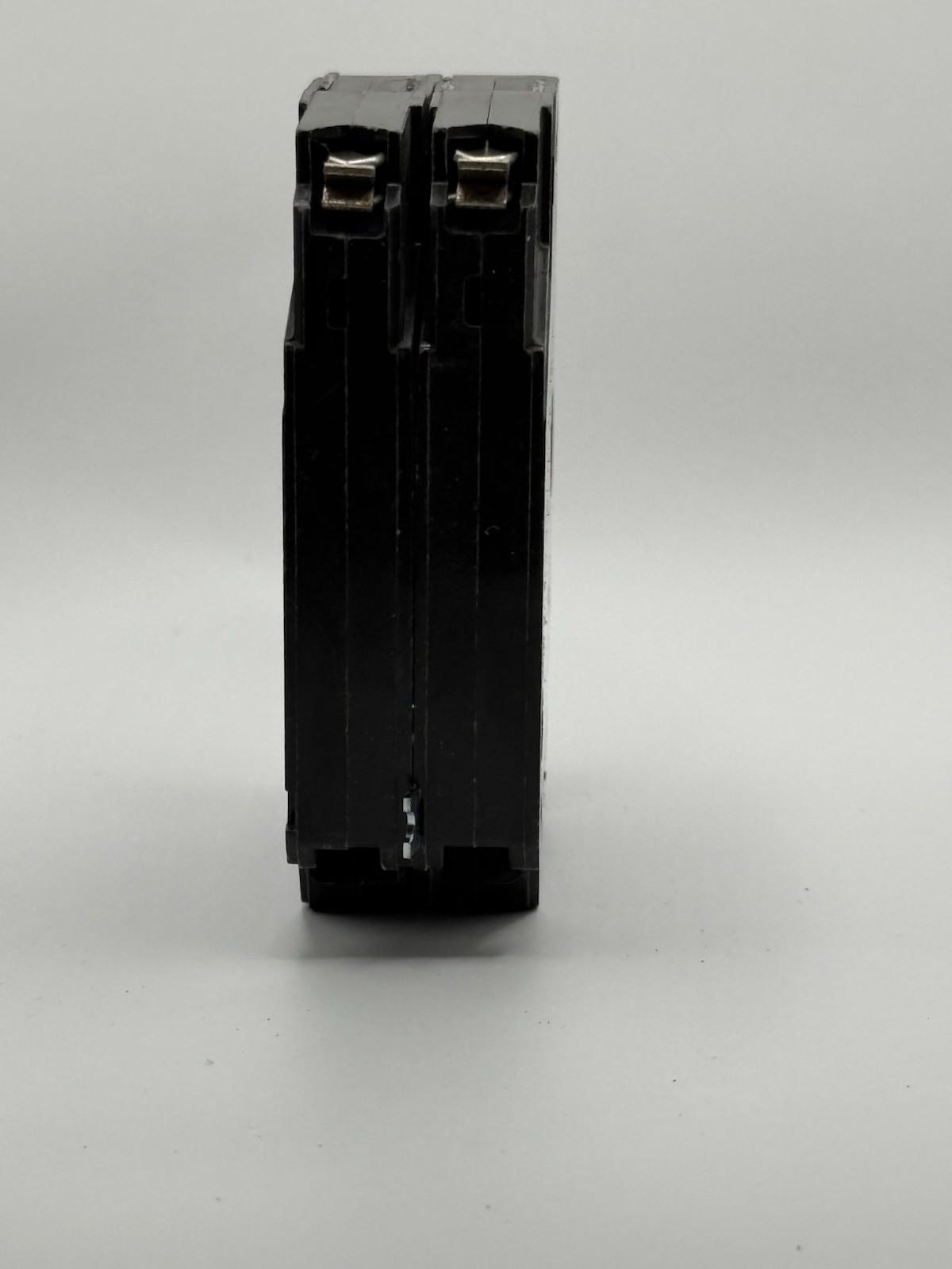 1-General Electric THQP240 40 Amp 2 Pole 10 Ka 240V Plug In Slim Circuit Breaker