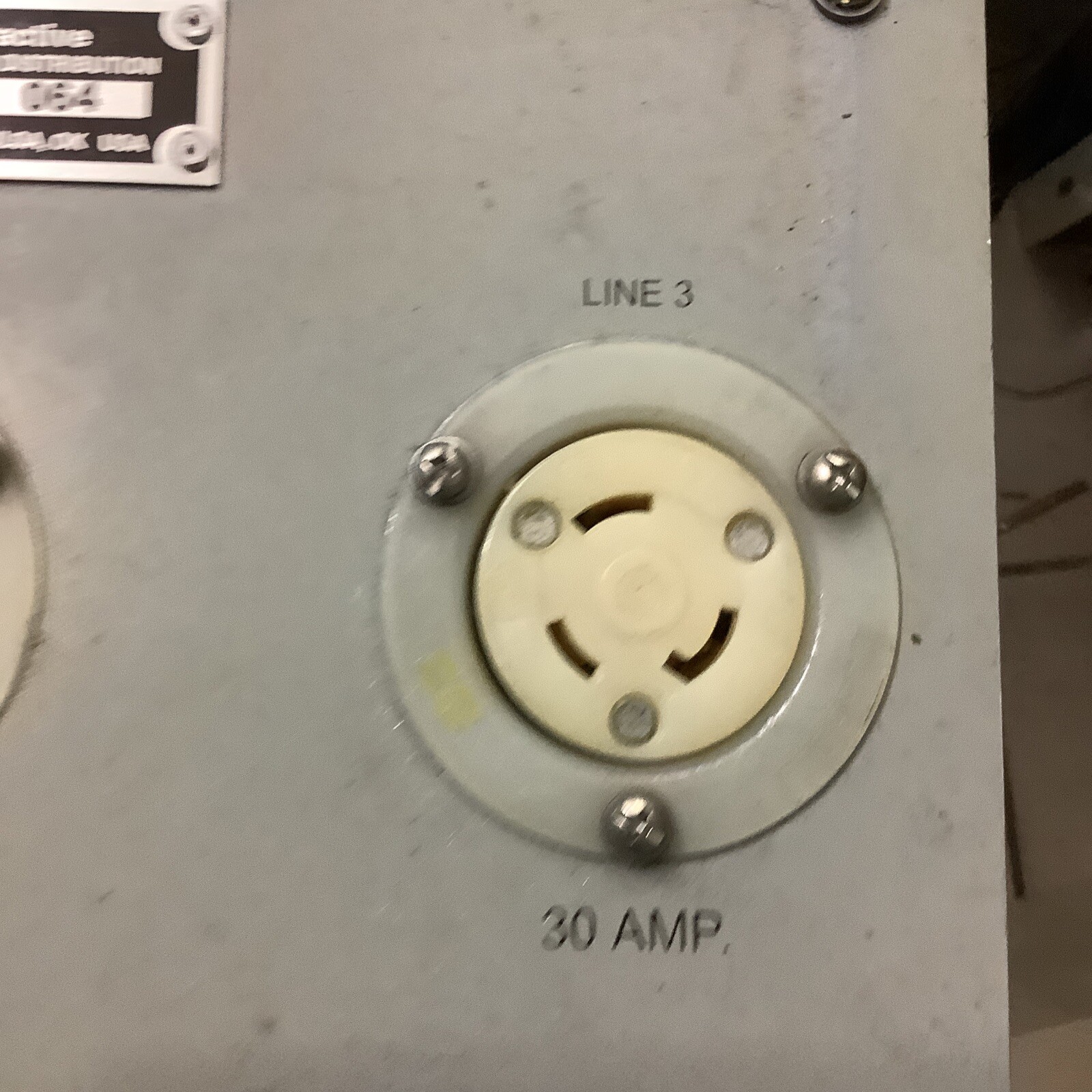Breaker Panel C PowerDistribut Square D OOC16US 240/120 w/BrakerCingular Labarge
