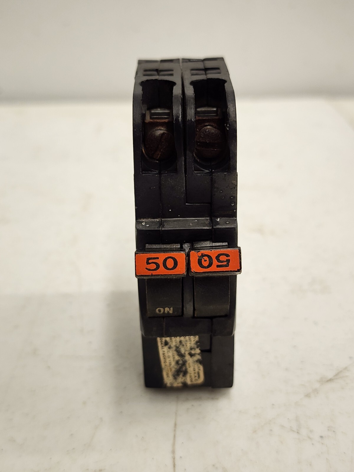 Lot Of 8 VARIETY Used Circuit Breakers GE EATON 20,30,40 & 50