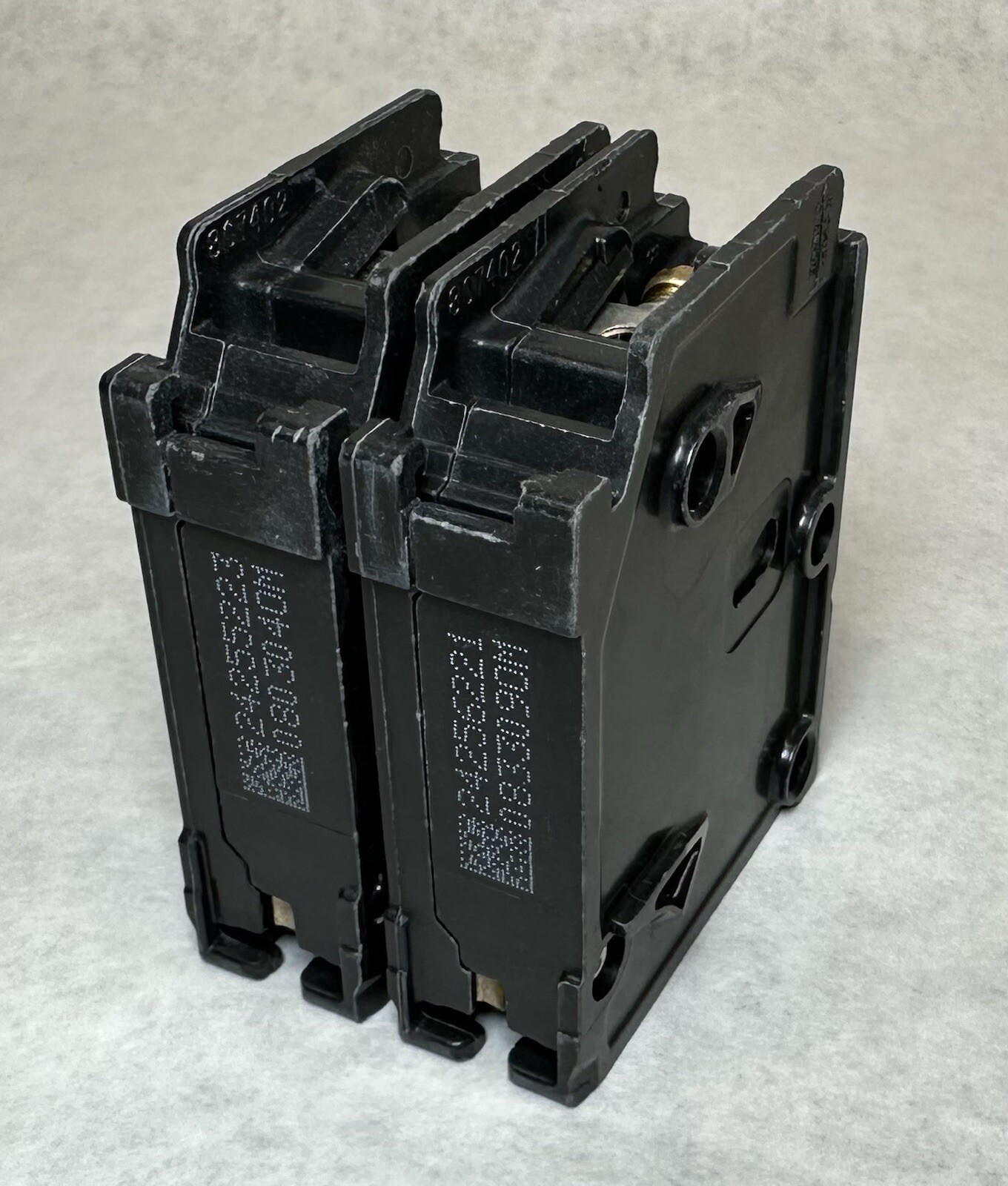 NEW Siemens Q230HH Circuit Breaker 30 Amp, 120/240V, 2-Pole, Type HQP, 65 kA