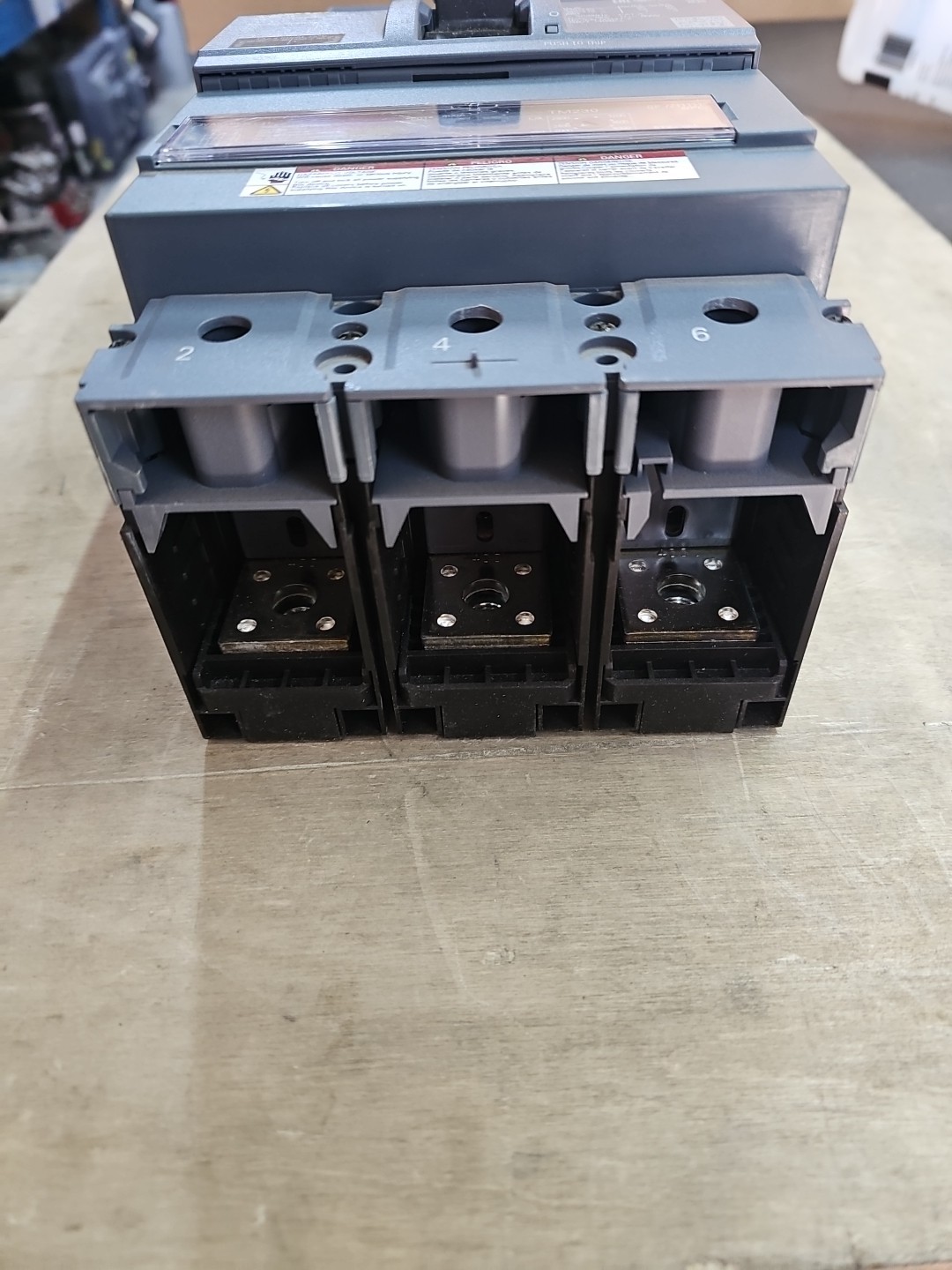 NNB SIEMENS 400 AMP BREAKER 3VA5340-5EC31-0AA0